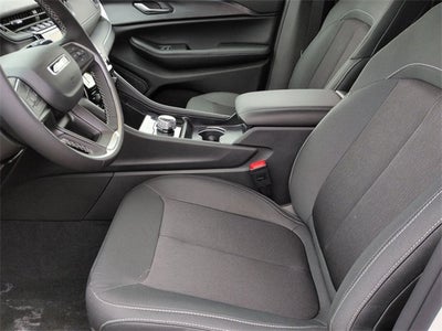 2026 Jeep Grand Cherokee GRAND CHEROKEE LAREDO X 4X4