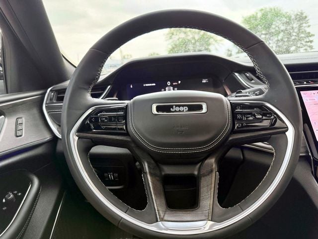 2023 Jeep Grand Cherokee Overland 4x4