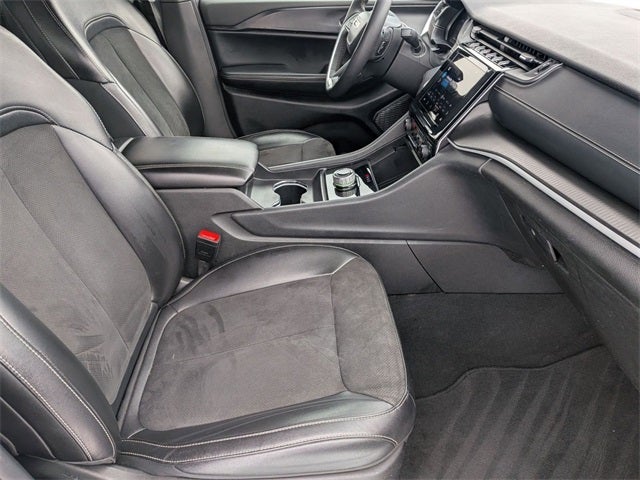 2024 Jeep Grand Cherokee L Altitude 4x4