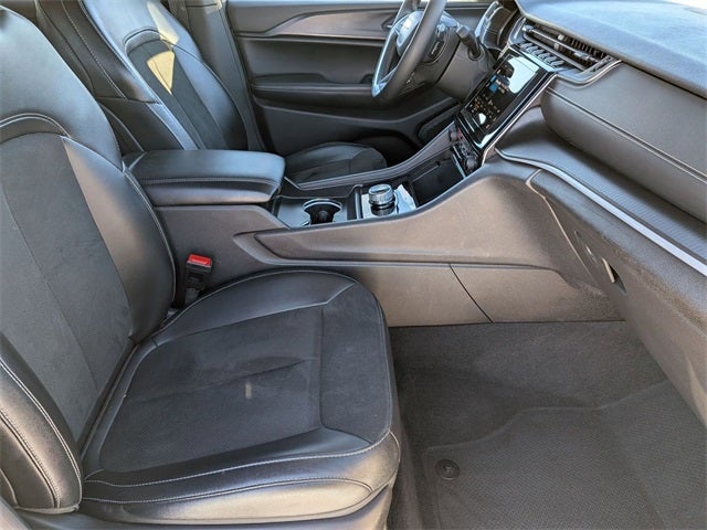 2024 Jeep Grand Cherokee L Altitude 4x4