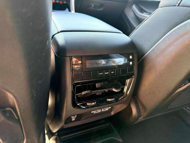 2024 Jeep Grand Cherokee L Altitude X 4x4