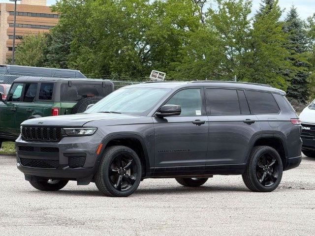2023 Jeep Grand Cherokee L Altitude X 4x4
