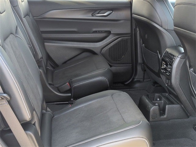 2025 Jeep Grand Cherokee L GRAND CHEROKEE L ALTITUDE X 4X4