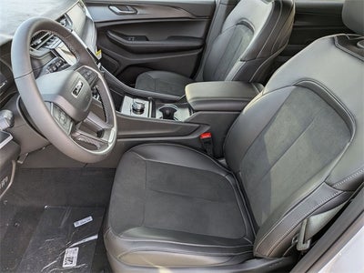 2025 Jeep Grand Cherokee L GRAND CHEROKEE L ALTITUDE X 4X4