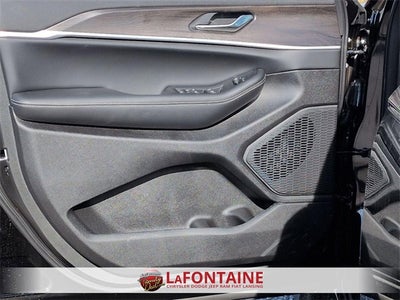 2026 Jeep Grand Cherokee L GRAND CHEROKEE L LAREDO ALTITUDE 4X4