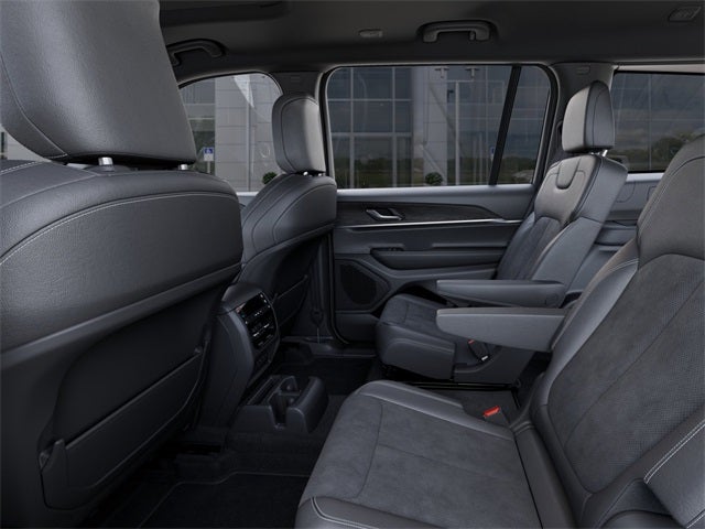 2026 Jeep Grand Cherokee L GRAND CHEROKEE L LAREDO ALTITUDE 4X4