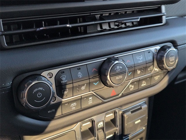 2026 Jeep Wrangler WRANGLER 4-DOOR MOAB 392