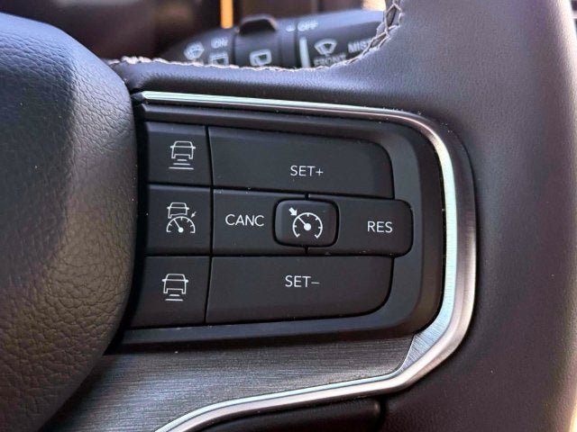 2023 Jeep Wagoneer Series II Carbide 4x4
