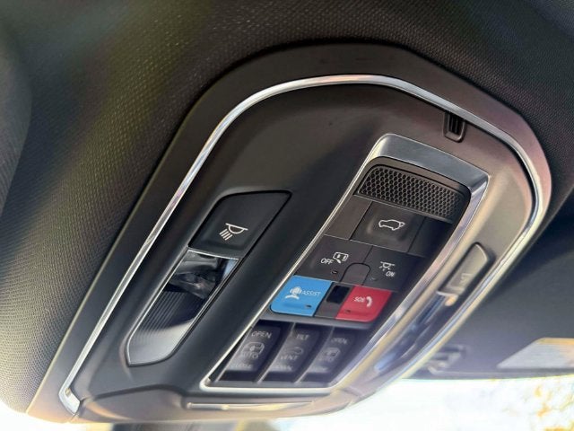 2023 Jeep Wagoneer Series II Carbide 4x4