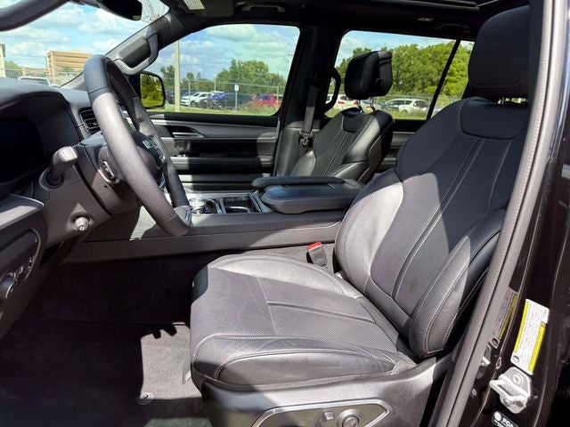 2024 Jeep Wagoneer Series II Carbide 4x4