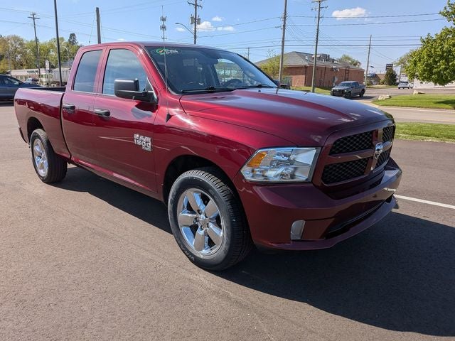 2019 RAM 1500 Classic Express Quad Cab 4x4 6'4' Box