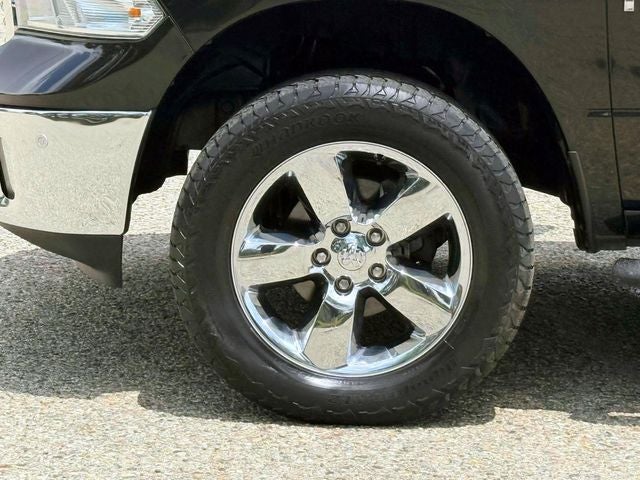2018 RAM 1500 Big Horn Quad Cab 4x4 6'4' Box