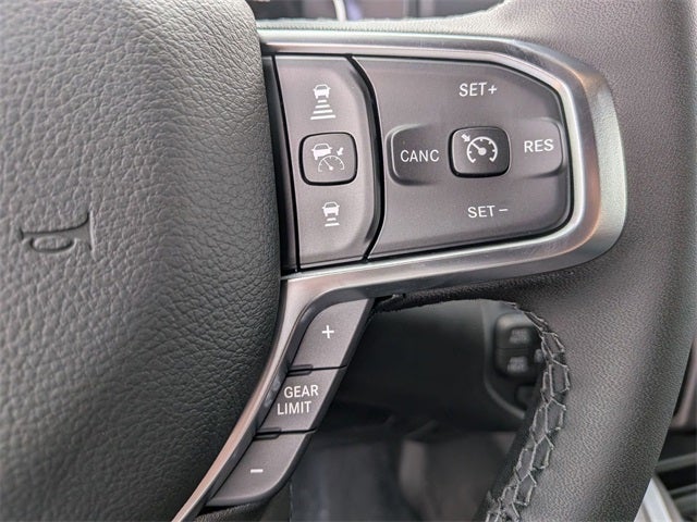 2025 RAM Ram 1500 RAM 1500 BIG HORN CREW CAB 4X4 5'7' BOX