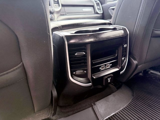 2020 RAM 1500 Big Horn Crew Cab 4x4 5'7' Box