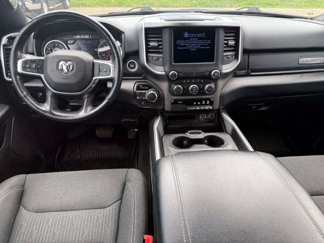 2020 RAM 1500 Big Horn Crew Cab 4x4 5'7' Box