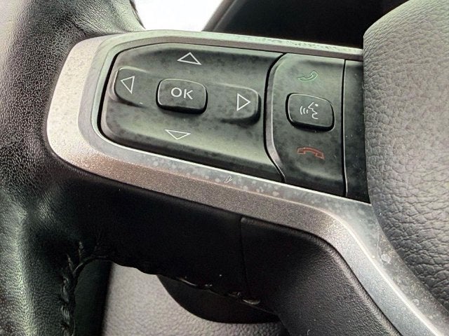 2020 RAM 1500 Big Horn Crew Cab 4x4 5'7' Box