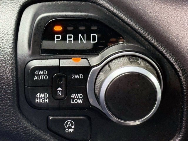 2020 RAM 1500 Big Horn Crew Cab 4x4 5'7' Box
