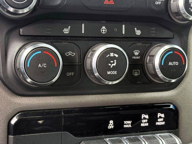 2020 RAM 1500 Big Horn Crew Cab 4x4 5'7' Box
