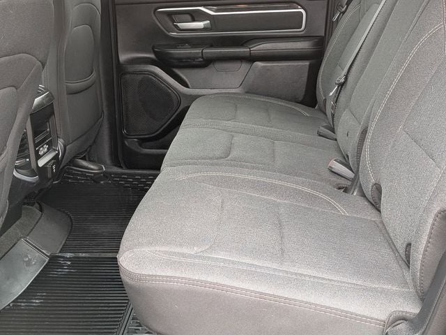 2020 RAM 1500 Big Horn Crew Cab 4x4 5'7' Box