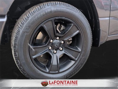 2020 RAM 1500 Big Horn Crew Cab 4x4 5'7' Box