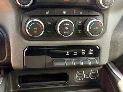 2020 RAM 1500 Big Horn Crew Cab 4x4 5'7' Box