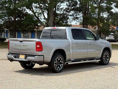 2025 RAM 1500 Laramie Crew Cab 4x4 5'7' Box