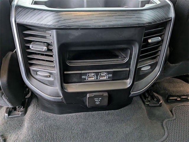 2024 RAM 1500 Laramie Crew Cab 4x4 5'7' Box