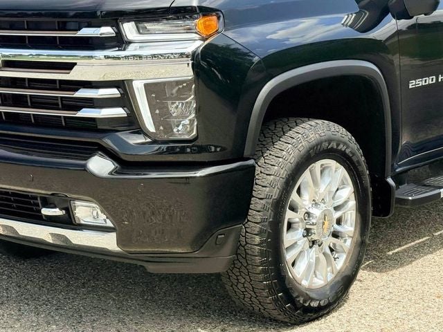 2022 Chevrolet Silverado 2500HD 4WD Crew Cab Standard Bed High Country