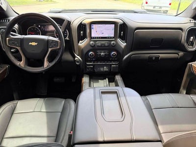 2022 Chevrolet Silverado 2500HD 4WD Crew Cab Standard Bed High Country