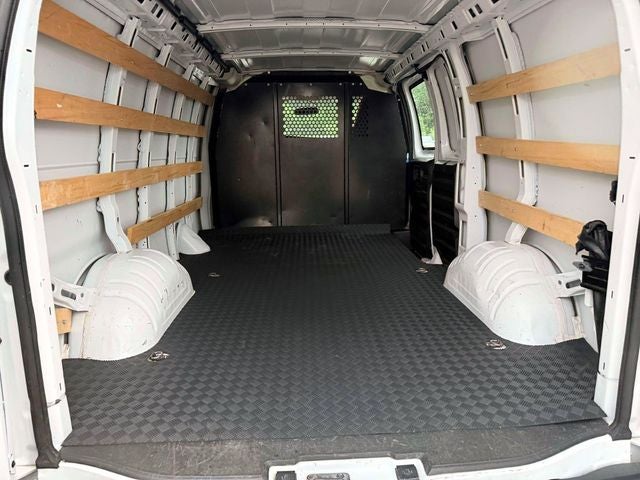 2024 Chevrolet Express Cargo RWD 2500 Regular Wheelbase WT