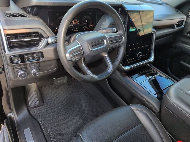 2025 GMC Yukon 4WD Denali