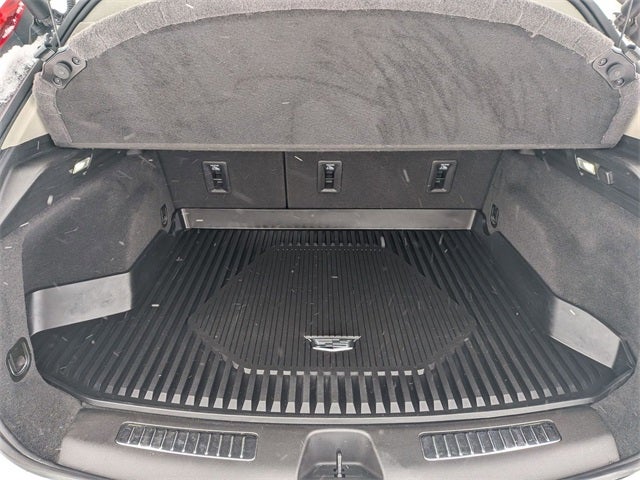 2022 Cadillac XT4 AWD Premium Luxury