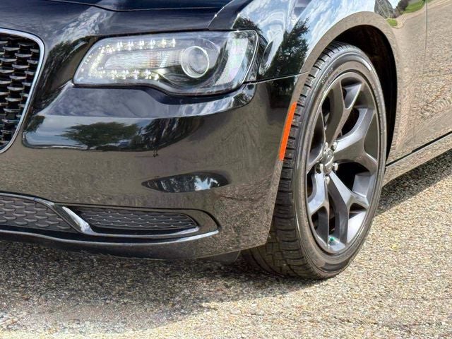 2023 Chrysler 300 Touring