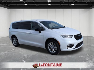 2026 Chrysler Pacifica PACIFICA SELECT AWD