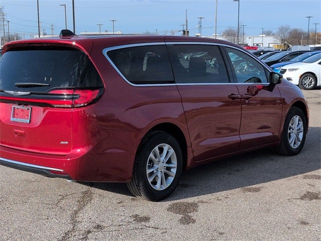2026 Chrysler Pacifica PACIFICA SELECT AWD