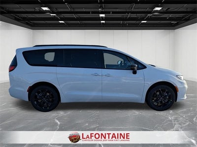 2026 Chrysler Pacifica PACIFICA LIMITED AWD