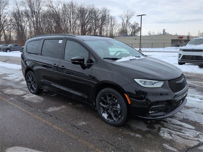 2026 Chrysler Pacifica PACIFICA LIMITED AWD