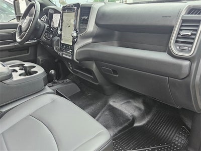 2024 RAM Ram 5500 Chassis Cab RAM 5500 TRADESMAN CHASSIS REGULAR CAB 4X4 120' CA