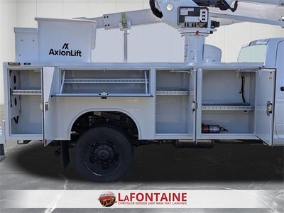 2025 RAM Ram 5500 Chassis Cab RAM 5500 TRADESMAN CHASSIS CREW CAB 4X4 84' CA