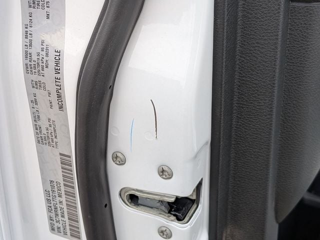 2026 RAM Ram 5500 Chassis Cab RAM 5500 TRADESMAN CHASSIS CREW CAB 4X4 84' CA