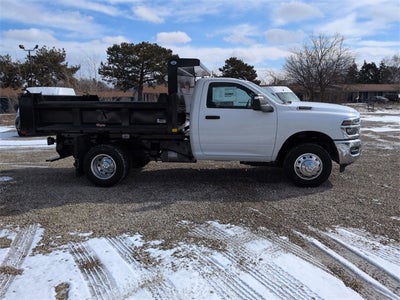 2026 RAM Ram 3500 Chassis Cab RAM 3500 TRADESMAN CHASSIS REGULAR CAB 4X4 60' CA