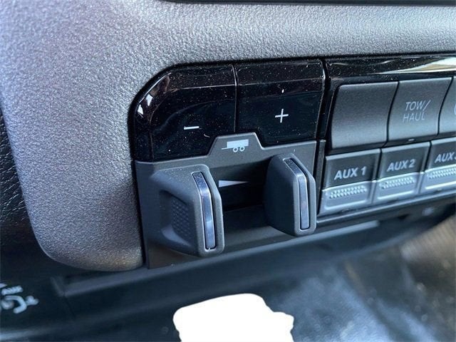 2024 RAM Ram 3500 Chassis Cab RAM 3500 TRADESMAN CHASSIS REGULAR CAB 4X4 60' CA