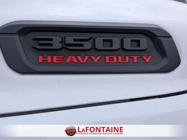 2026 RAM Ram 3500 Chassis Cab RAM 3500 TRADESMAN CHASSIS REGULAR CAB 4X4 84' CA