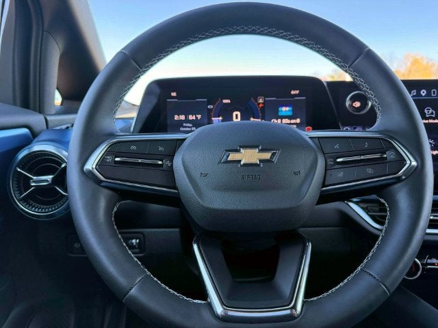 2025 Chevrolet Equinox EV LT 2