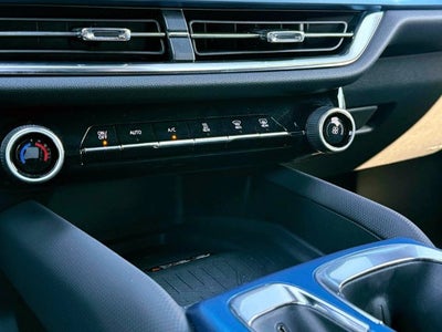 2025 Chevrolet Equinox EV LT 2