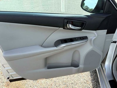 2013 Toyota Camry Hybrid XLE