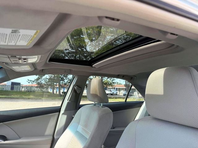2013 Toyota Camry Hybrid XLE
