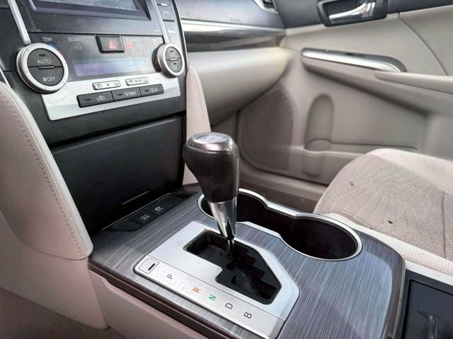 2013 Toyota Camry Hybrid XLE