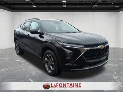 2025 Chevrolet Trax FWD LT