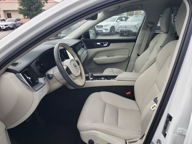 2024 Volvo XC60 B5 Core
